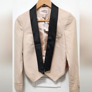 FOREVER 21 Blaizer Creme color Size XS New With Tag.